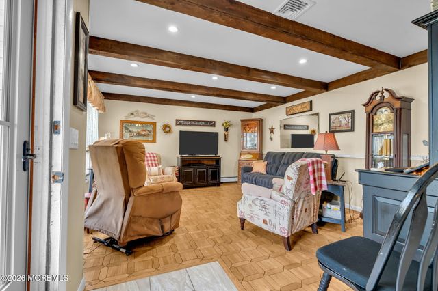 1532 6th Avenue, Toms River, NJ 08757