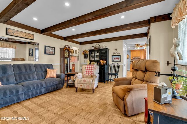 1532 6th Avenue, Toms River, NJ 08757