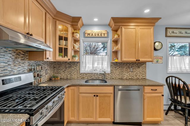 1532 6th Avenue, Toms River, NJ 08757