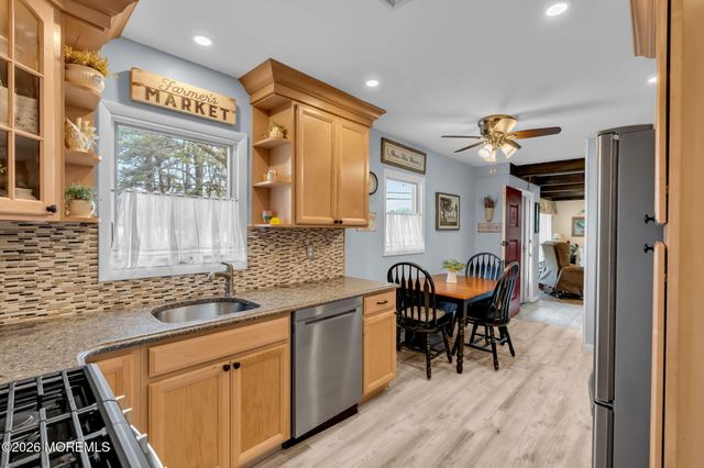 1532 6th Avenue, Toms River, NJ 08757