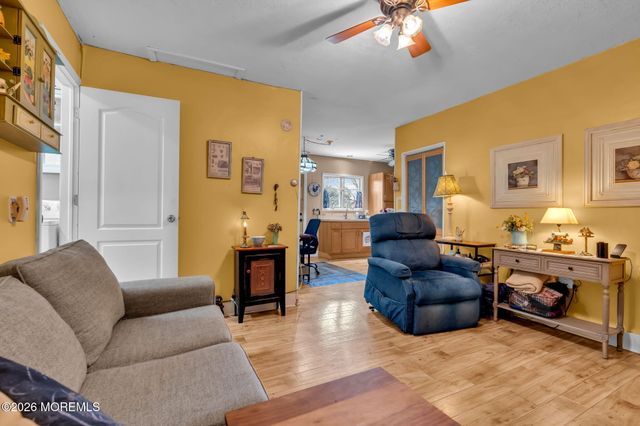 1532 6th Avenue, Toms River, NJ 08757
