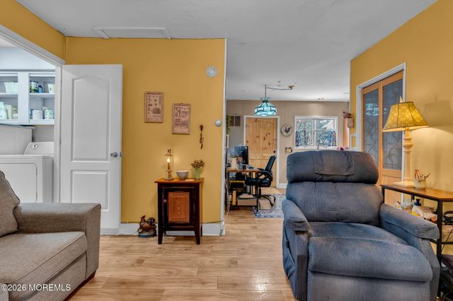 1532 6th Avenue, Toms River, NJ 08757