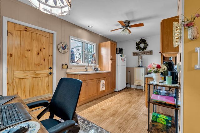 1532 6th Avenue, Toms River, NJ 08757
