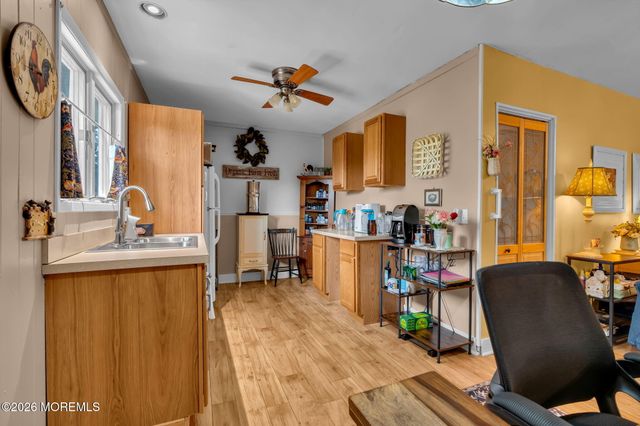 1532 6th Avenue, Toms River, NJ 08757