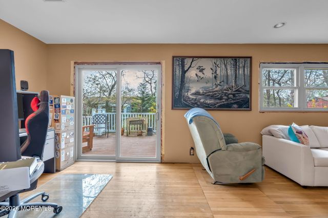 1532 6th Avenue, Toms River, NJ 08757