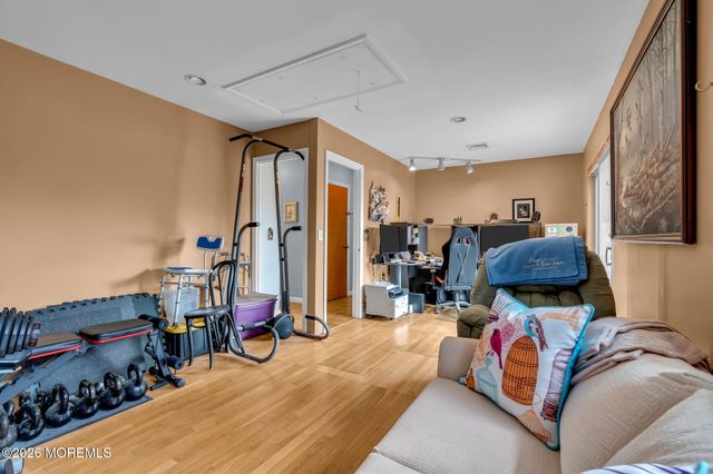 1532 6th Avenue, Toms River, NJ 08757