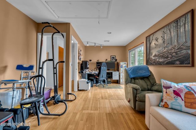 1532 6th Avenue, Toms River, NJ 08757