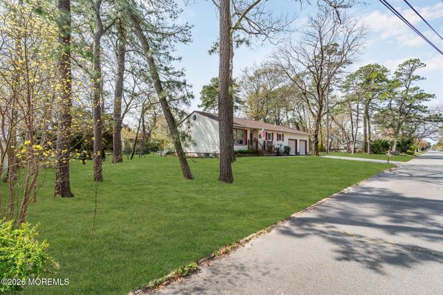 1532 6th Avenue, Toms River, NJ 08757