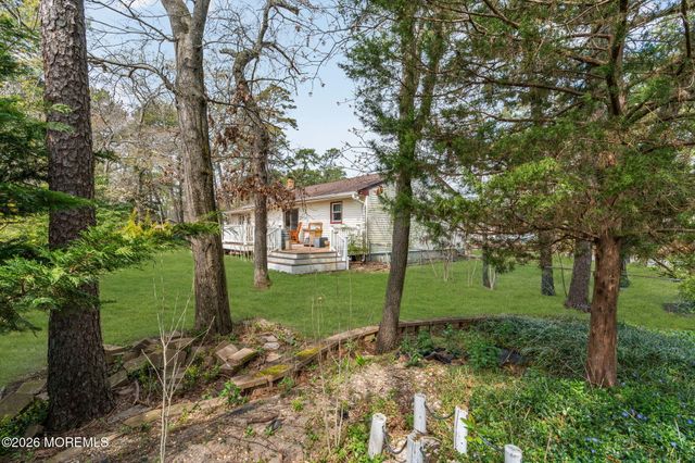1532 6th Avenue, Toms River, NJ 08757