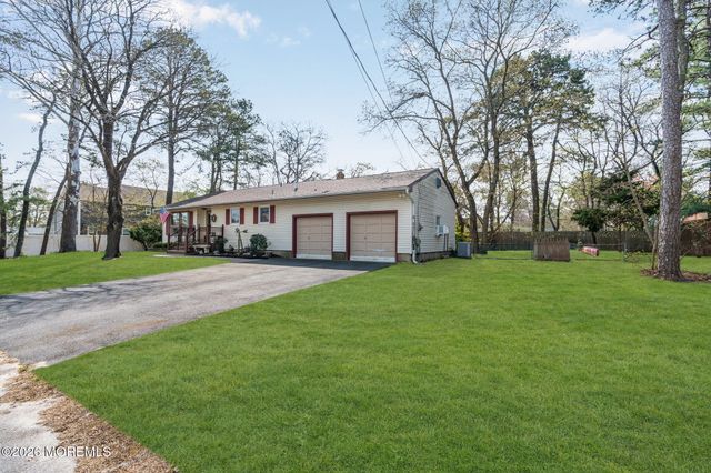 1532 6th Avenue, Toms River, NJ 08757