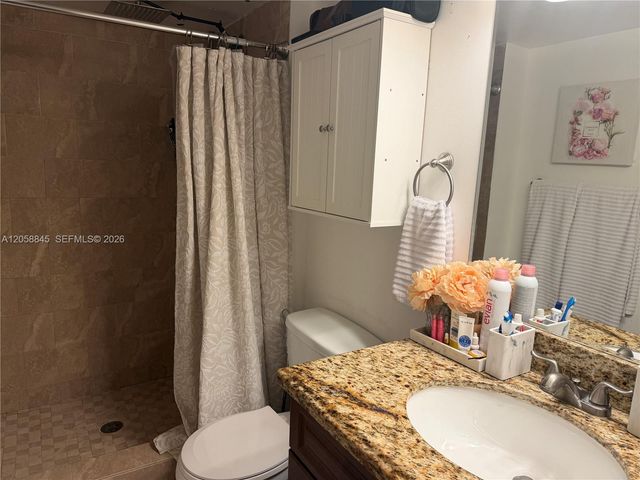 1252 S Military Trl 1415, Deerfield Beach, FL 33442