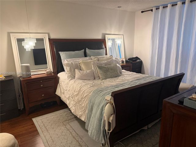 1252 S Military Trl 1415, Deerfield Beach, FL 33442
