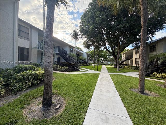 1252 S Military Trl 1415, Deerfield Beach, FL 33442