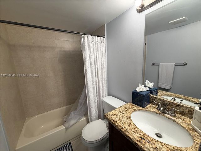 1252 S Military Trl 1415, Deerfield Beach, FL 33442
