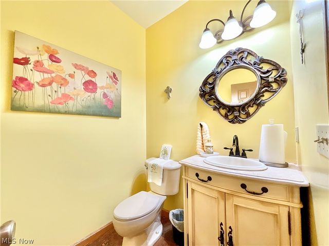 1829 State Route 7 NE, Brookfield, OH 44403