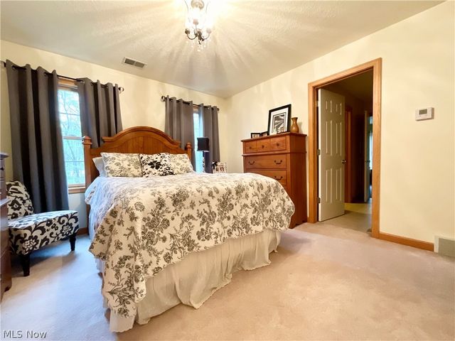 1829 State Route 7 NE, Brookfield, OH 44403