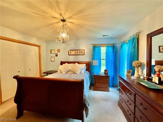 1829 State Route 7 NE, Brookfield, OH 44403