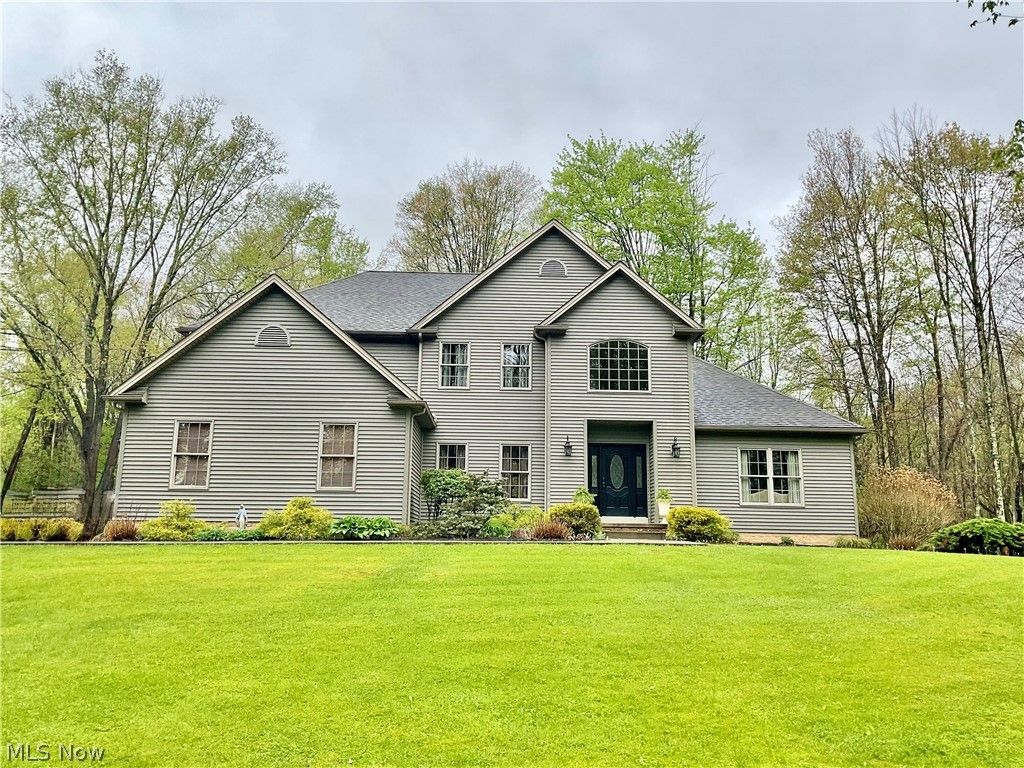 1829 State Route 7 NE, Brookfield, OH 44403
