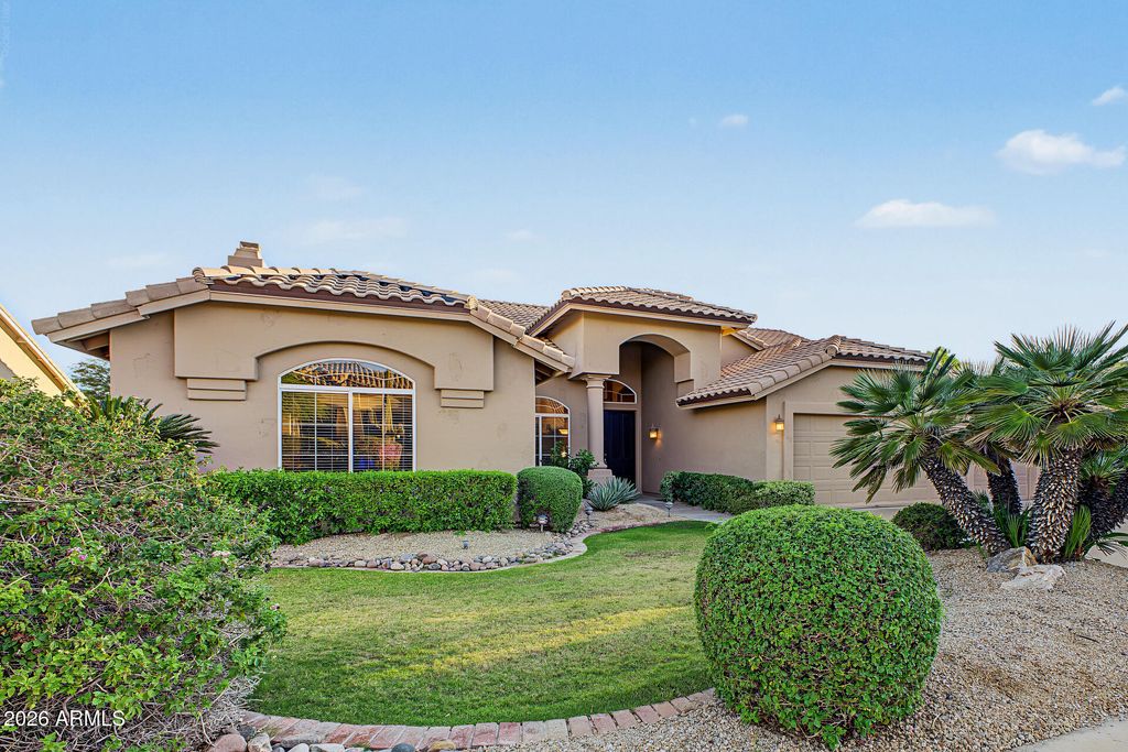 9233 E PALM TREE Drive, Scottsdale, AZ 85255 — photo 2