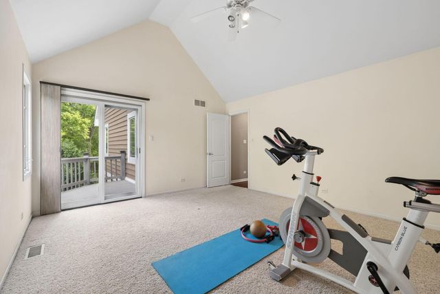 16261 W Ridgewood Drive, Homer Glen, IL 60491