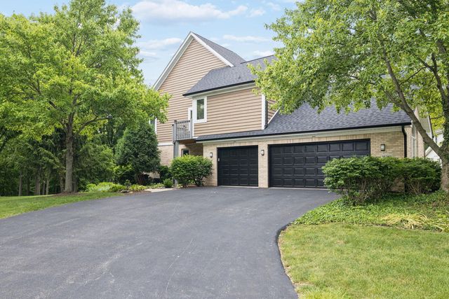 16261 W Ridgewood Drive, Homer Glen, IL 60491