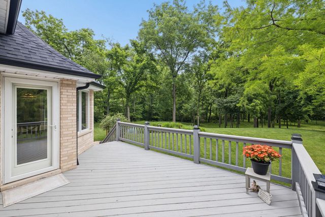 16261 W Ridgewood Drive, Homer Glen, IL 60491