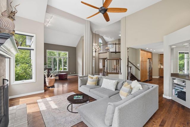 16261 W Ridgewood Drive, Homer Glen, IL 60491