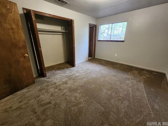 9012 Tanya Dr, Little Rock, AR 72204