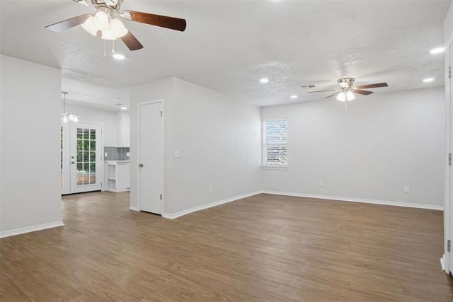 3005 Lazy Lane, Del City, OK 73115