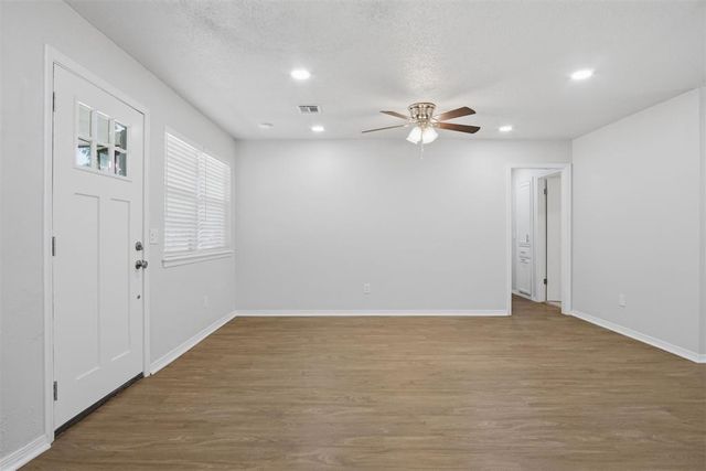 3005 Lazy Lane, Del City, OK 73115