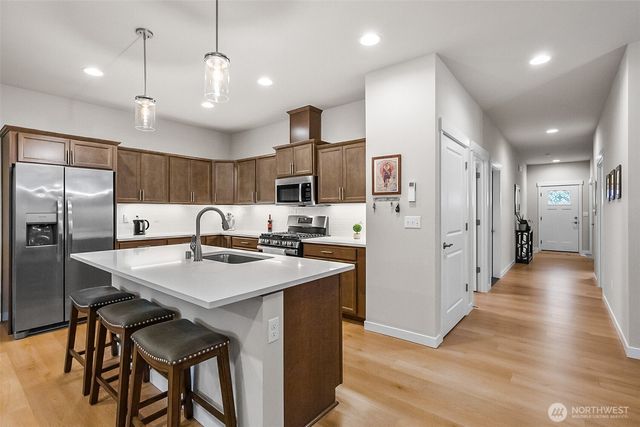 772 Parkland Loop, Sedro Woolley, WA 98284