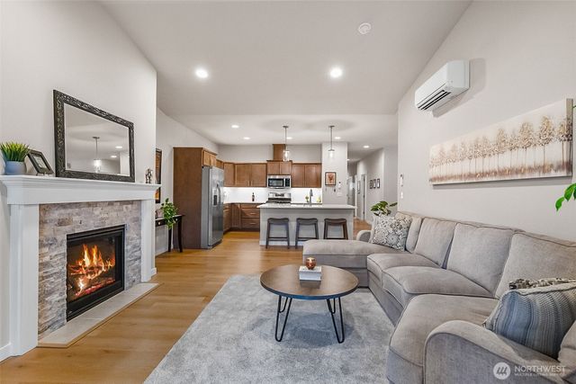 772 Parkland Loop, Sedro Woolley, WA 98284