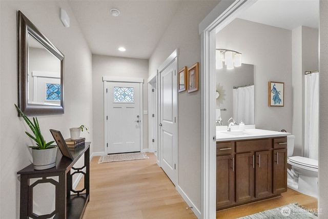 772 Parkland Loop, Sedro Woolley, WA 98284