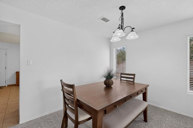 3700 Rancher Loop NE, Rio Rancho, NM 87144