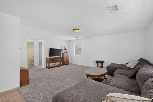 3700 Rancher Loop NE, Rio Rancho, NM 87144