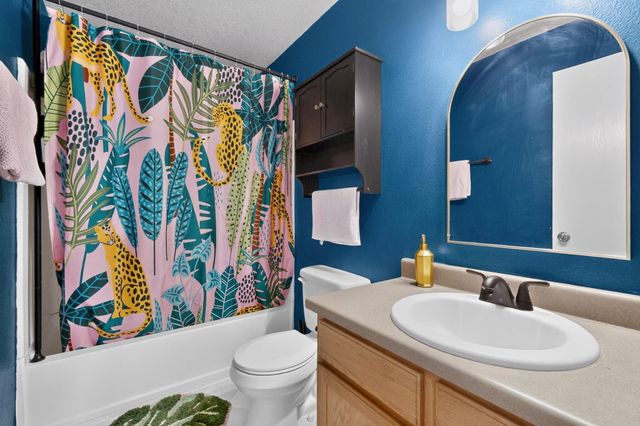 3700 Rancher Loop NE, Rio Rancho, NM 87144