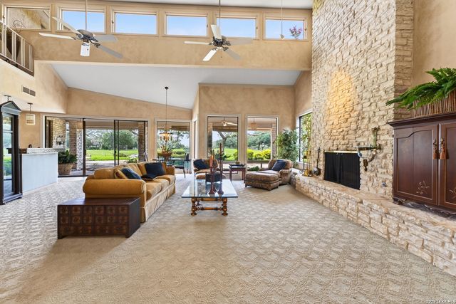 5401 Fredericksburg, San Antonio, TX 78229