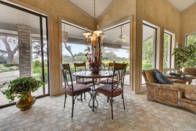 5401 Fredericksburg, San Antonio, TX 78229