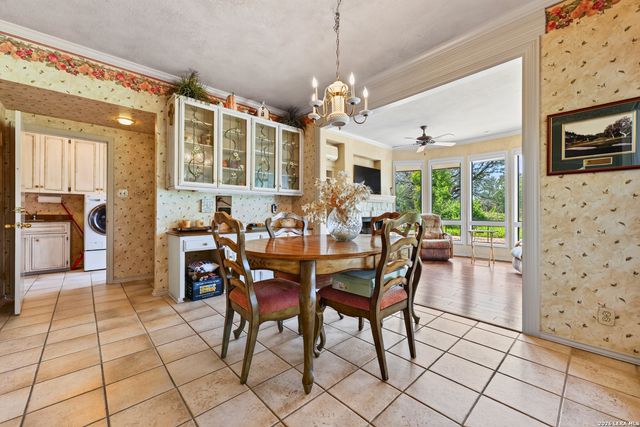 5401 Fredericksburg, San Antonio, TX 78229