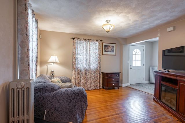 70 Dean St., Everett, MA 02149