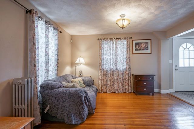70 Dean St., Everett, MA 02149
