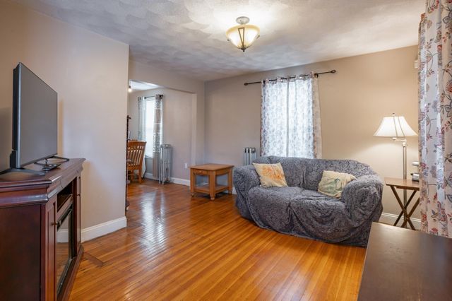 70 Dean St., Everett, MA 02149