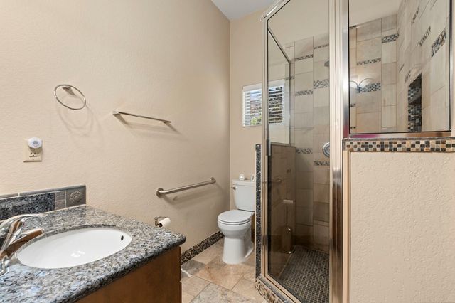 1070 Kings Ranch Road, Bandera, TX 78003