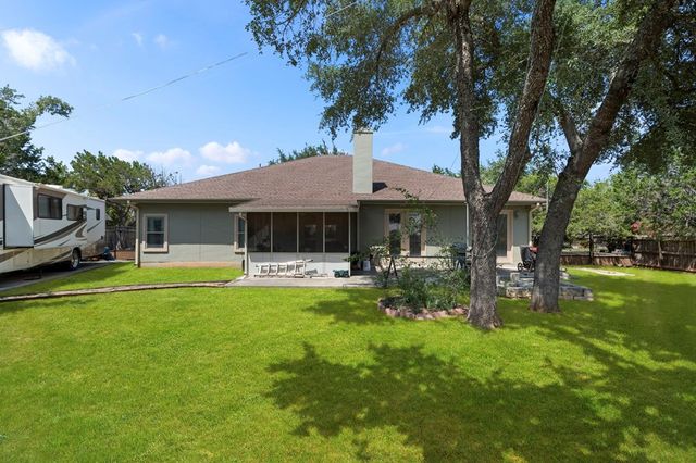 1070 Kings Ranch Road, Bandera, TX 78003