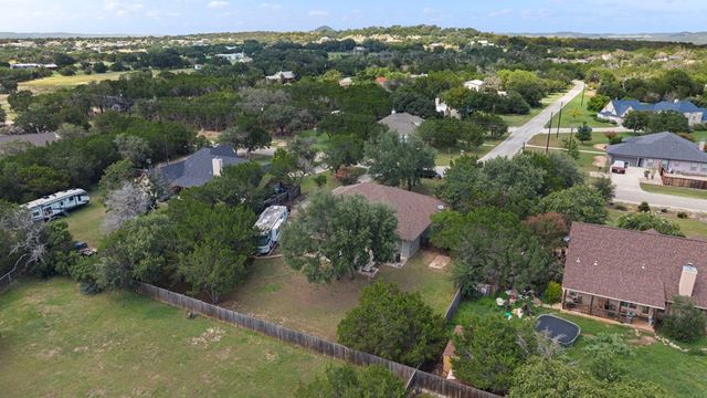 1070 Kings Ranch Road, Bandera, TX 78003