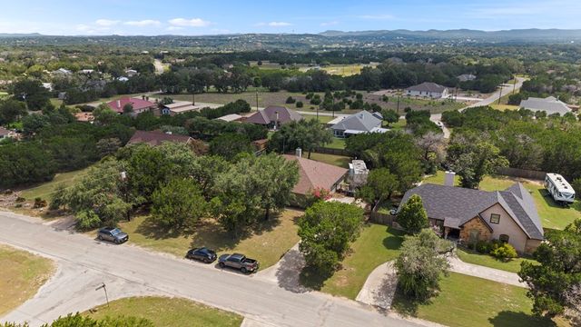 1070 Kings Ranch Road, Bandera, TX 78003