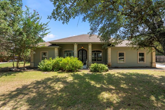 1070 Kings Ranch Road, Bandera, TX 78003