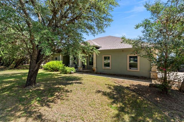 1070 Kings Ranch Road, Bandera, TX 78003