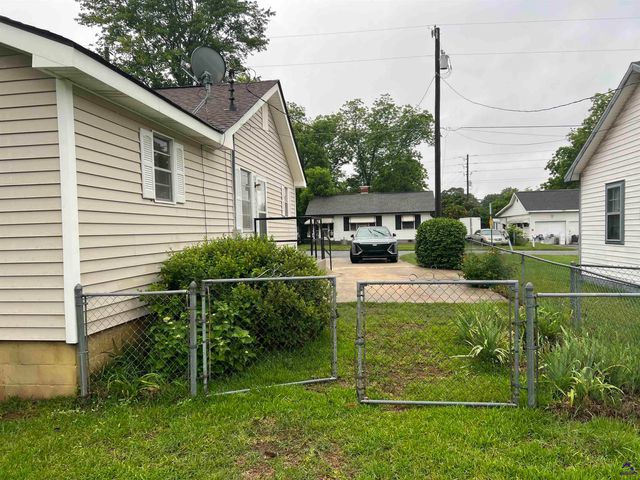 726 McArthur Blvd, Warner Robins, GA 31093