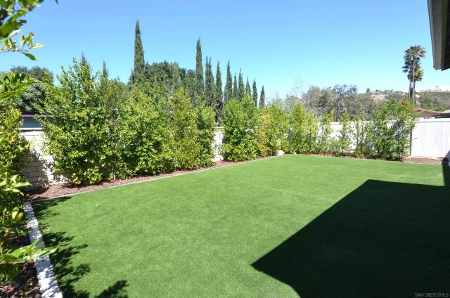 27956 Autumn Ct., Valley Center, CA 92082